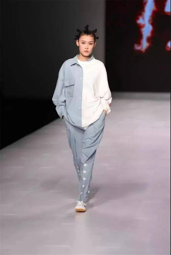 隐秘|深圳【隐秘】服装基地 | 6000+店铺,大到逛不完!