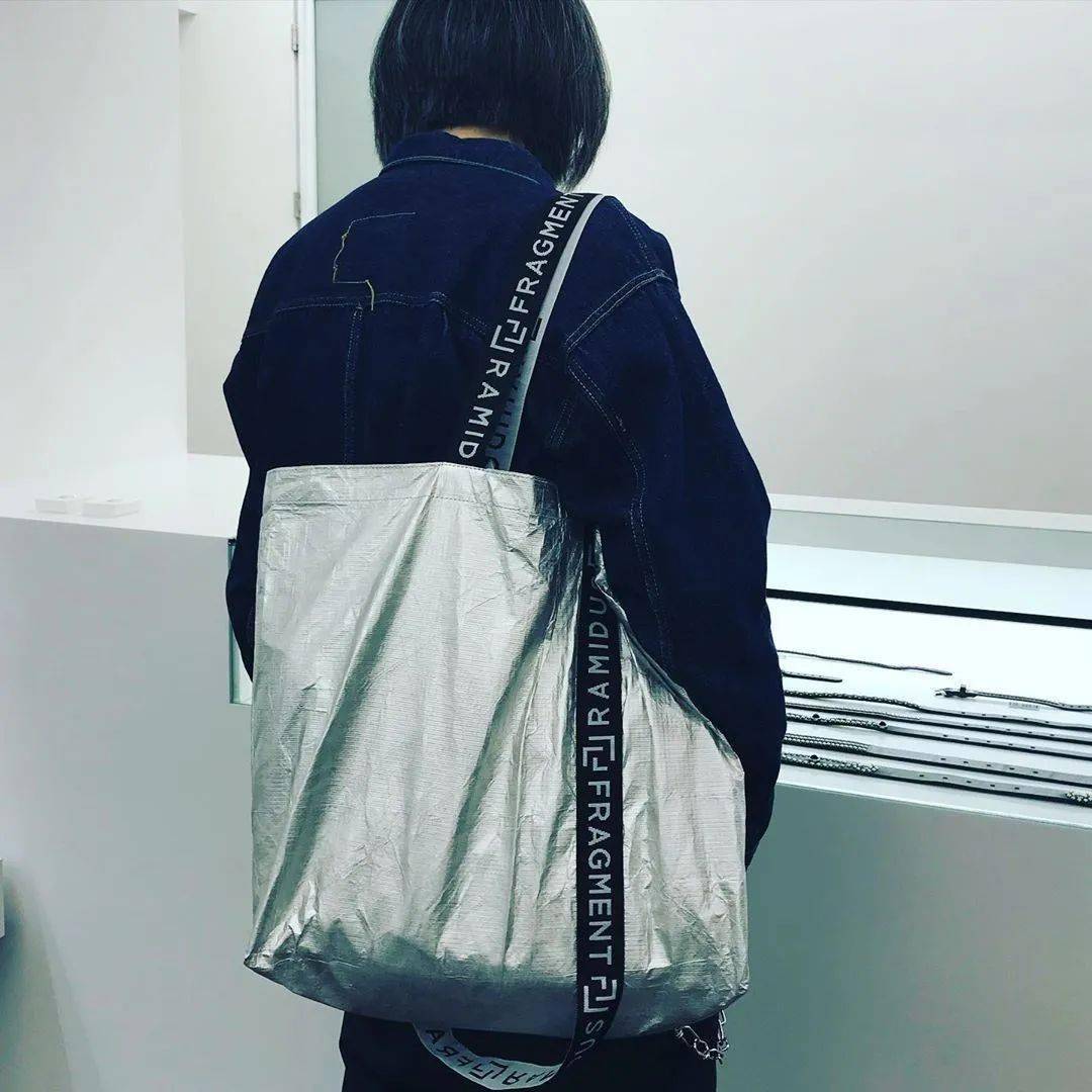 品牌|一年过去了，我仍搞不懂 HEAD PORTER 为什么要改名为 RAMIDUS