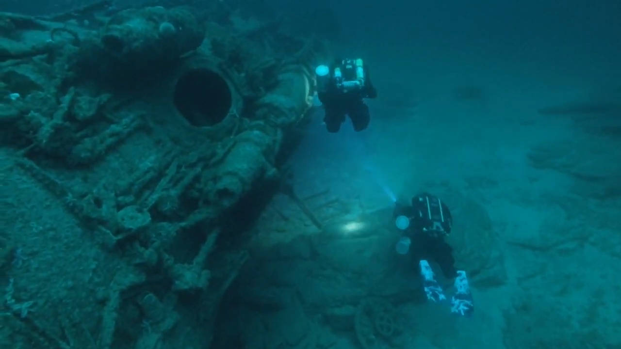 U-boat|潜水员拍摄二战时沉没的德国潜艇 75年前撞上鱼雷沉没