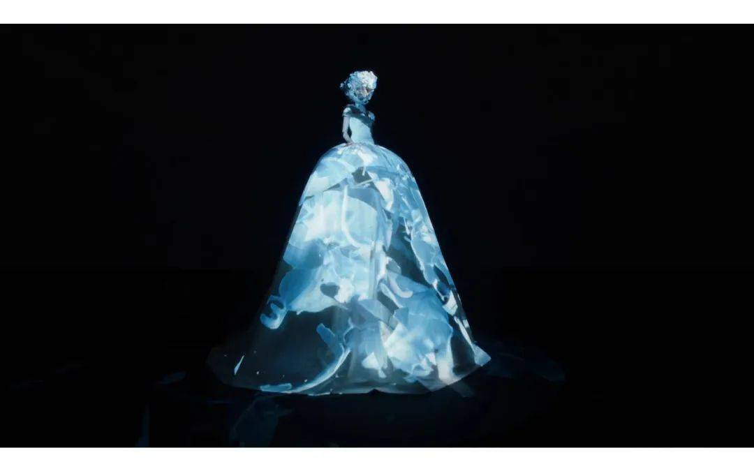 时装|如梦如幻的歌剧魅影,即使不闭上双眼也能看见梦,这一季Valentino高定系列美哭了!