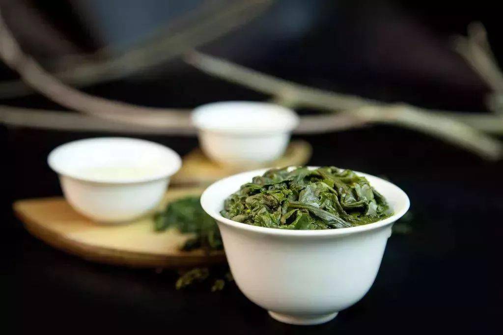 夏天|夏天喝什么茶排寒湿？推荐几道夏季祛湿茶！