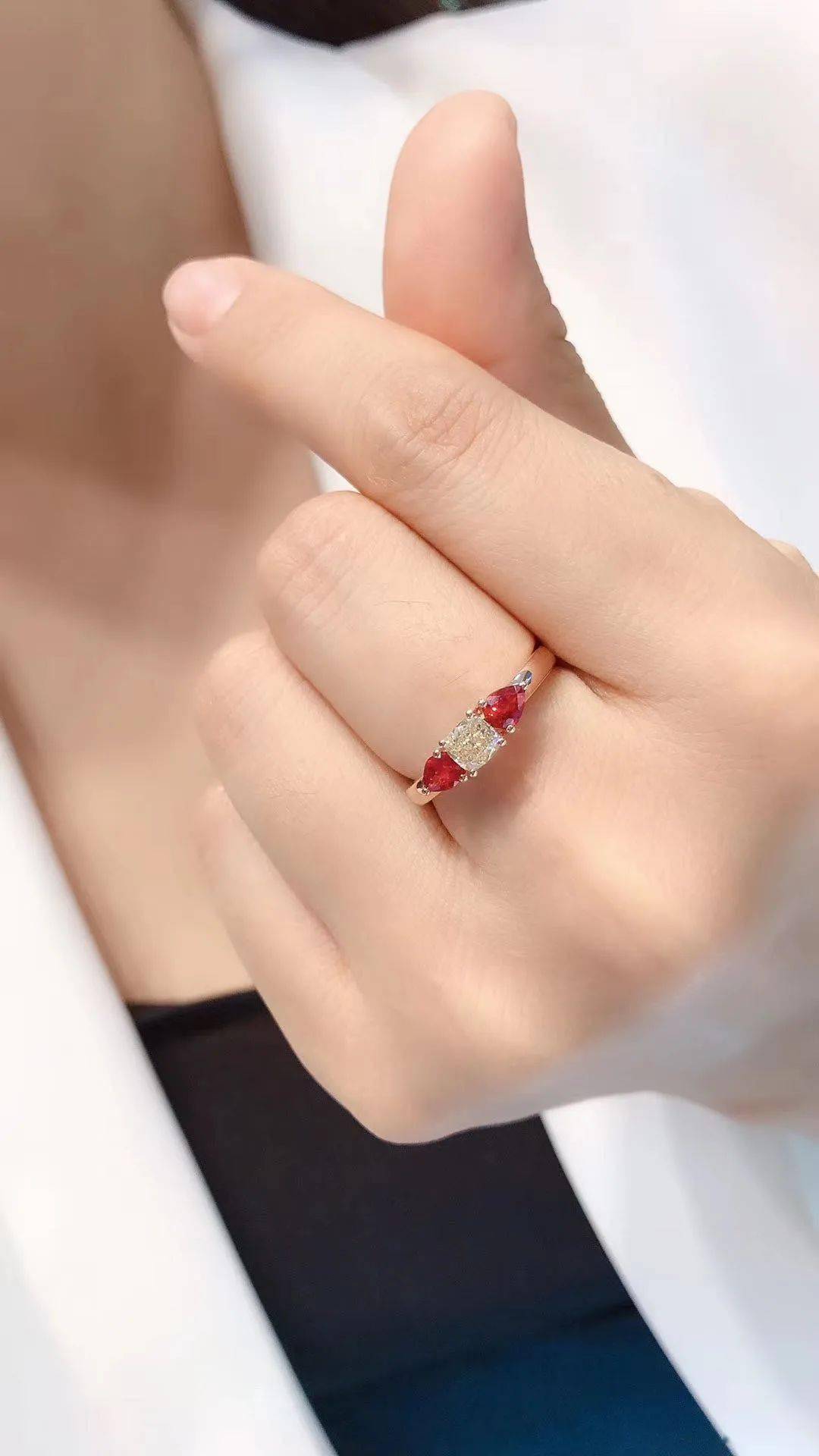 突破|黄金涨至1870美元上方 可能突破2000美元大关