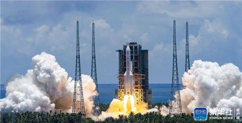 2020南昌gdp破6000_八一南昌起义图片(2)