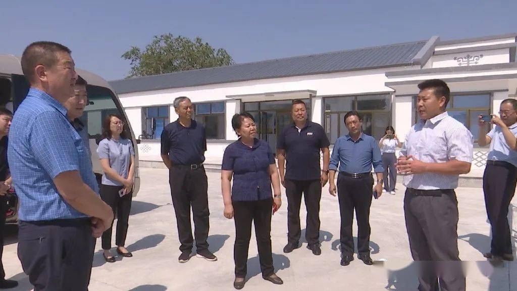 要闻自治区政协副主席其其格一行深入阿巴嘎旗调研指导