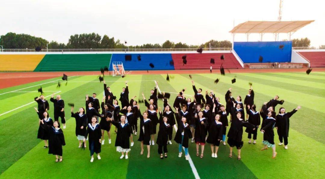 齐鲁|招生季 | 齐鲁医药学院“拍了拍”你招生简章了解一下