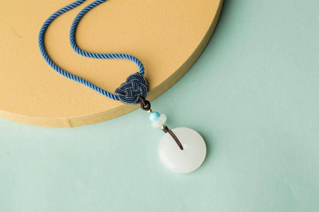 克拉|红宝石一克拉上万元，现在百元买一整条！（保真优选，限时限量）