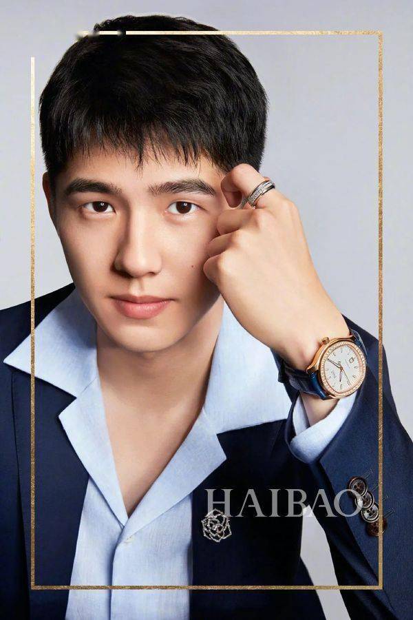 侃爷|Taylor闷声干大事，麻辣鸡官宣怀孕消息