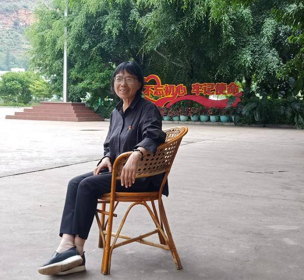 张桂梅|了不起！159人参加高考150人上本科线！张桂梅老师却说……