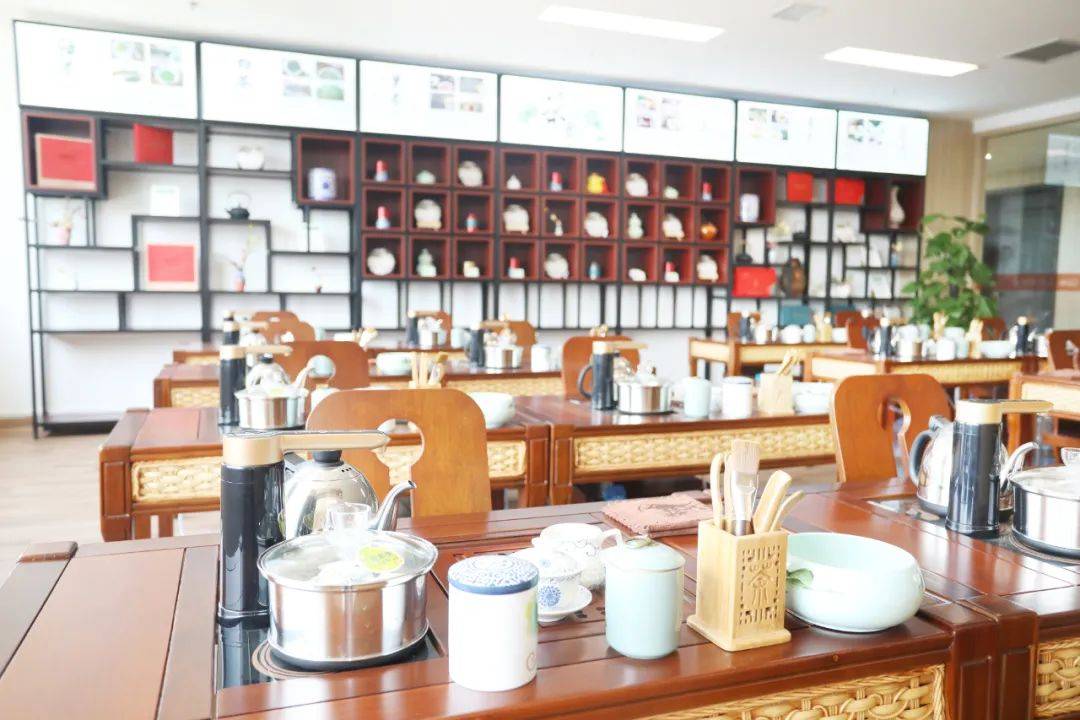 齐鲁|家政也能很“专业”！济南阳光职业中等专业学校招生啦！