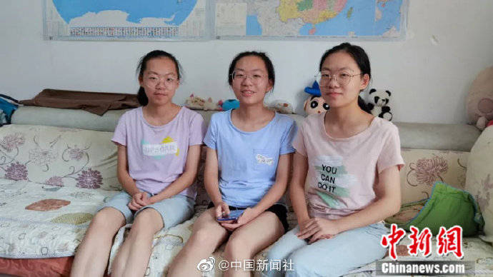 中国新闻社|贵州“三胞胎学霸” 高考均过610分：没有诀窍，听讲做题