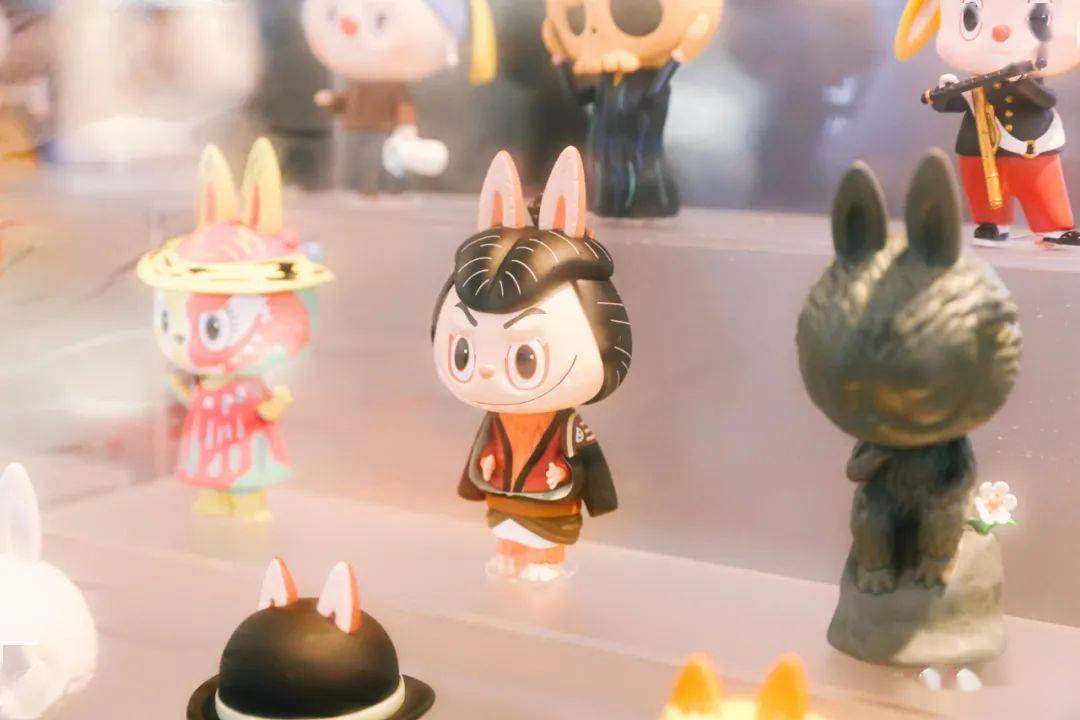 穿越|泡泡玛特十周年！梦幻快闪店带你穿越回童年时光~