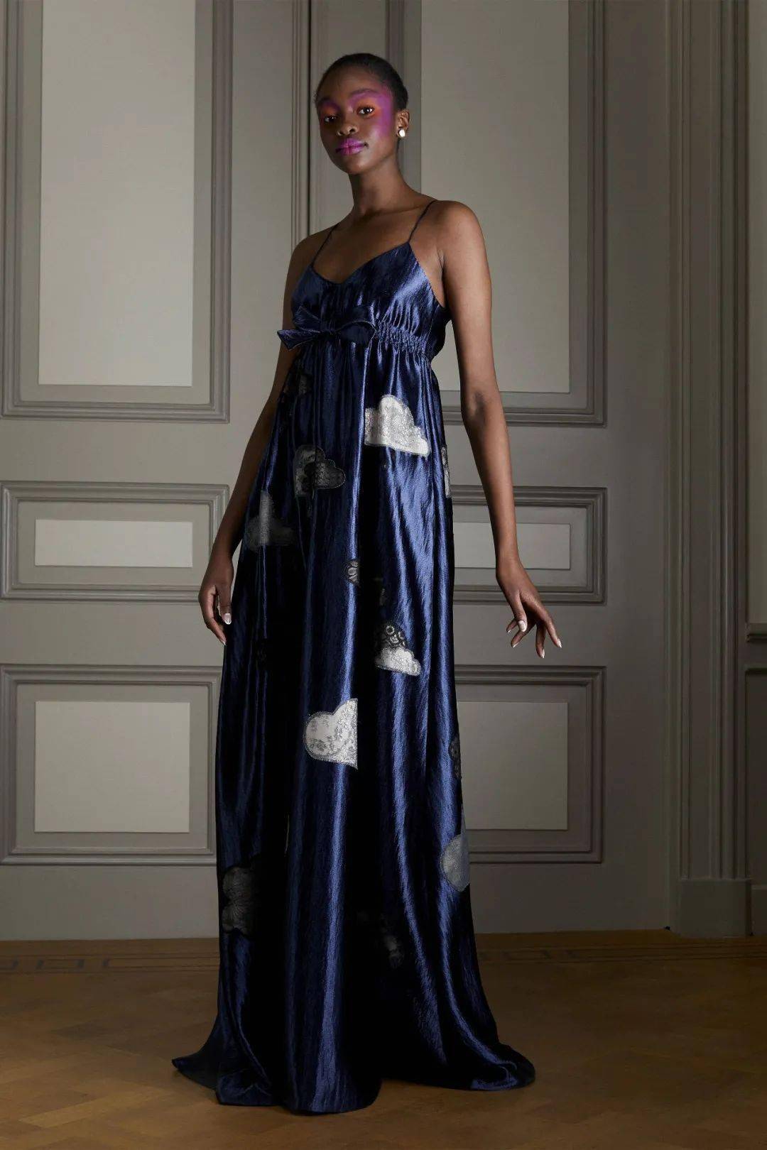 时装周|负重而行的巴黎高定时装周,怎么做才能逆天改命?