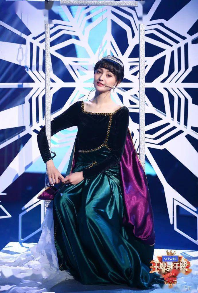 关晓彤|谁还不是个小公主呐？钟楚曦、关晓彤COS的公主妆，我们也能行~