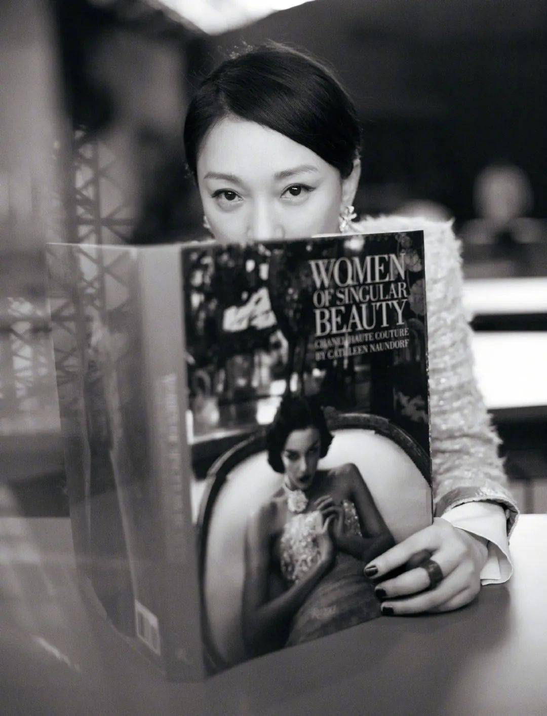 指甲|不再迷恋BLACKPINK的美甲， 我已亲自安排上3D美甲！