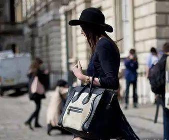 包包|大衣配不对，包包再贵也白费！