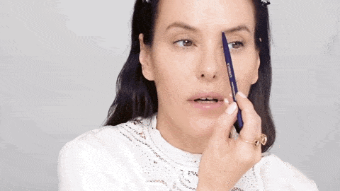 人间|别不信，绮绮子“人间鹦鹉妆”，一画年轻5岁！