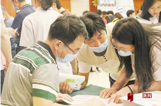 咨询会|菏泽市第十六届高校招生咨询会举行