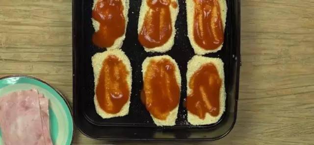 烧烤店|好吃不油腻，上桌就秒光，6斤都不够吃茄子这样做真是太香了