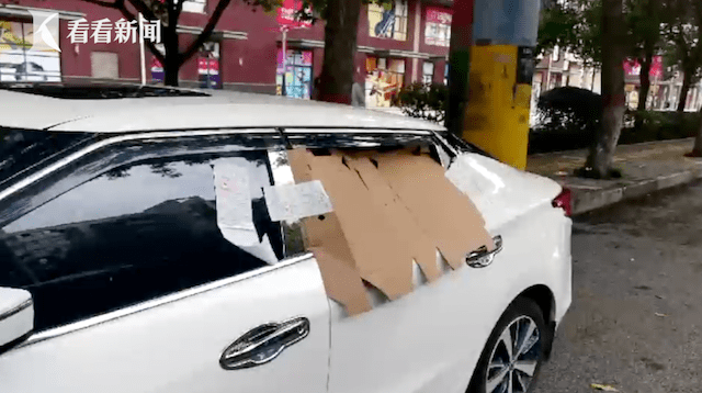 办法|被交警贴了三张“罚单” 粗心司机却说做得好！