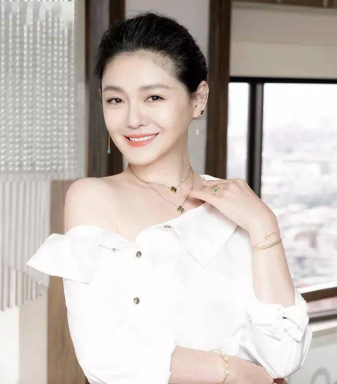 项链|欧洲珠宝要倒闭?大S蔡少芬同款18k钻石项链,199元大甩卖,快捡漏!