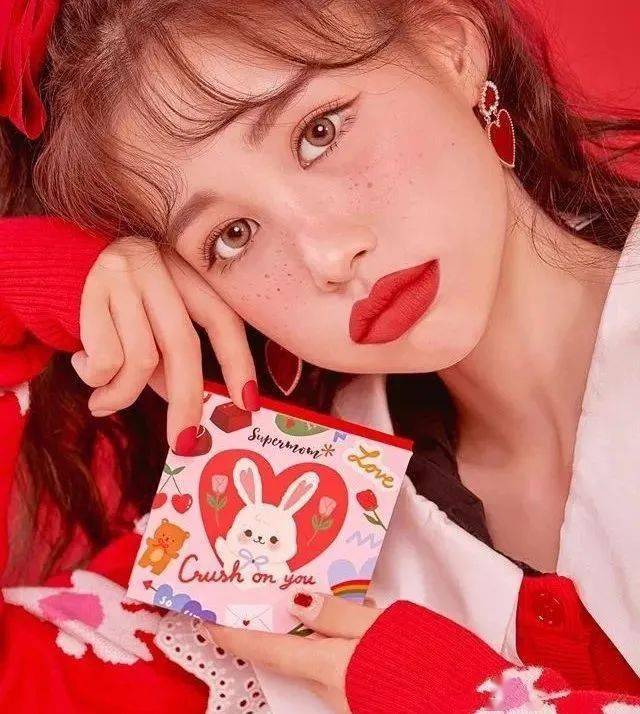 品牌|如果不当女团ACE，她绝对是个带货能力一流的种草机！