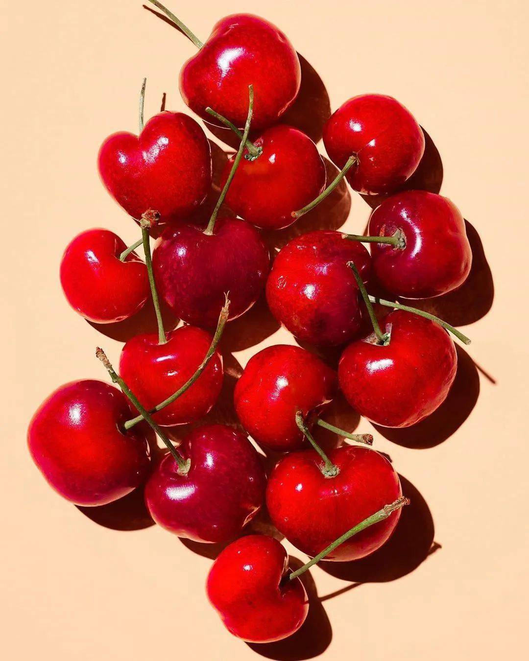 成分|Rihanna个人护肤品牌，价格产品成分全分析！