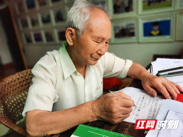 肖光盛|高考成绩出榜后 全国道德模范肖光盛又忙碌起来了