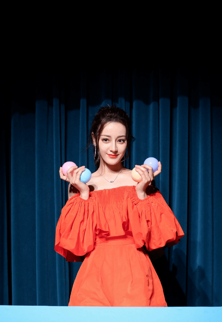 水果|2020夏天最流行的“果汁系穿搭”，复古优雅，太上头了！！