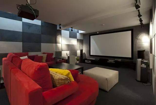 实景|450平挑空别墅实景，虽然是简约风格但是很华丽