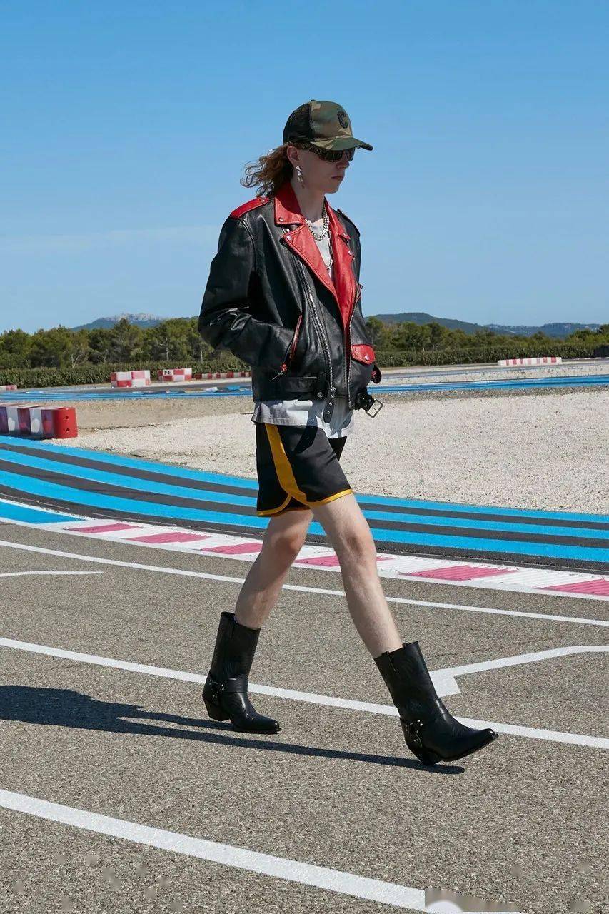 Heron|2020Q2最火品牌一览 | Heron Preston出任电竞顾问 | 陈冠希最新杂志封面