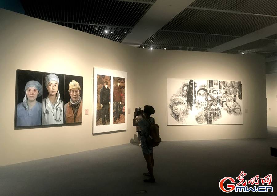 国博|用美术作品记录抗疫故事 “众志成城”主题展亮相国博