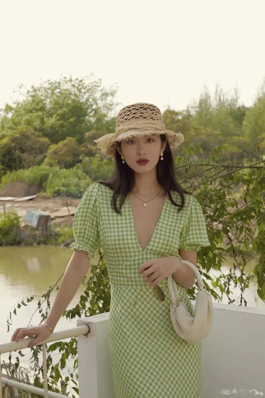 面料|曾住在热搜上的《浪姐》，终于是糊了？