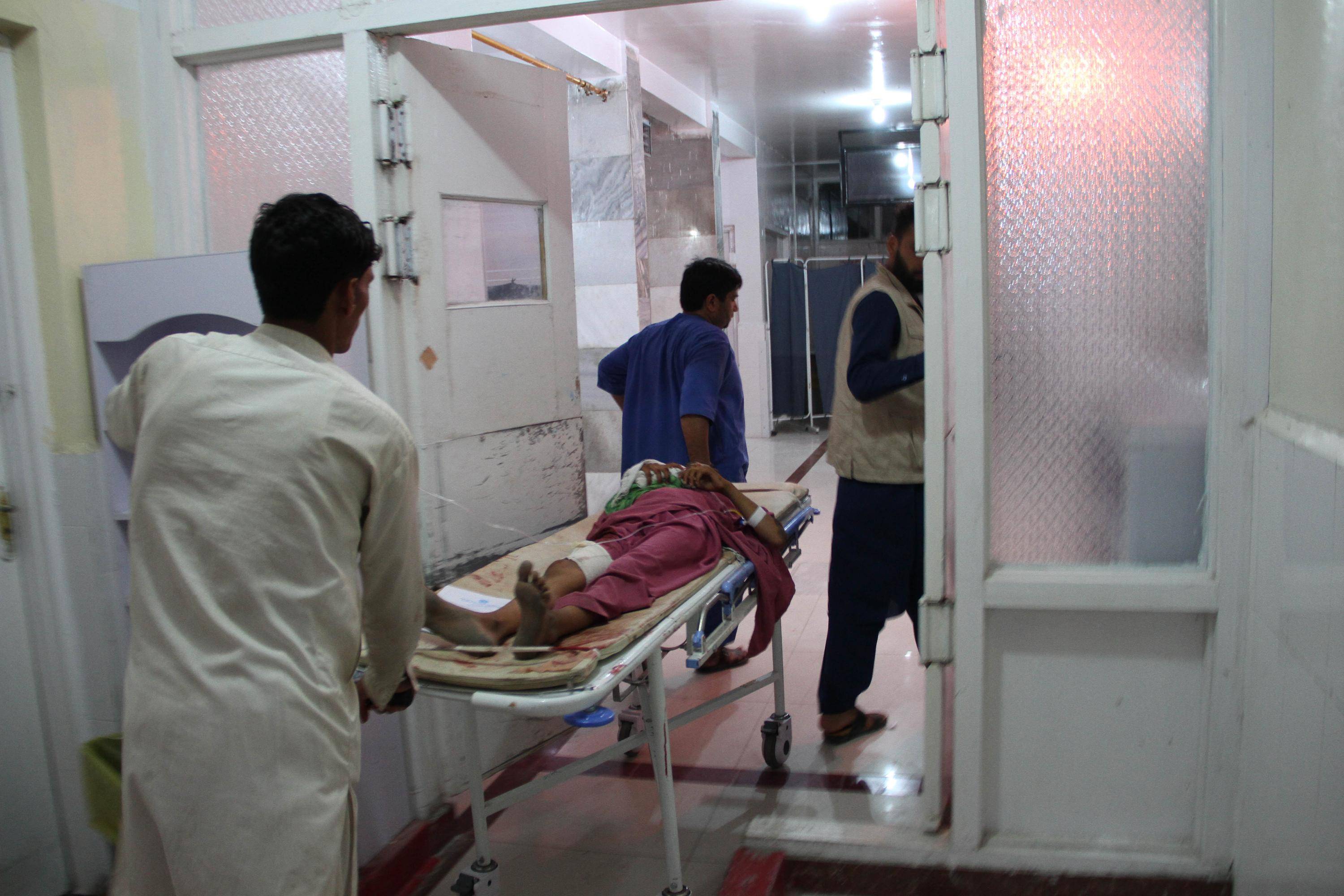 新华社|阿富汗东部一监狱遭袭至少26人死伤