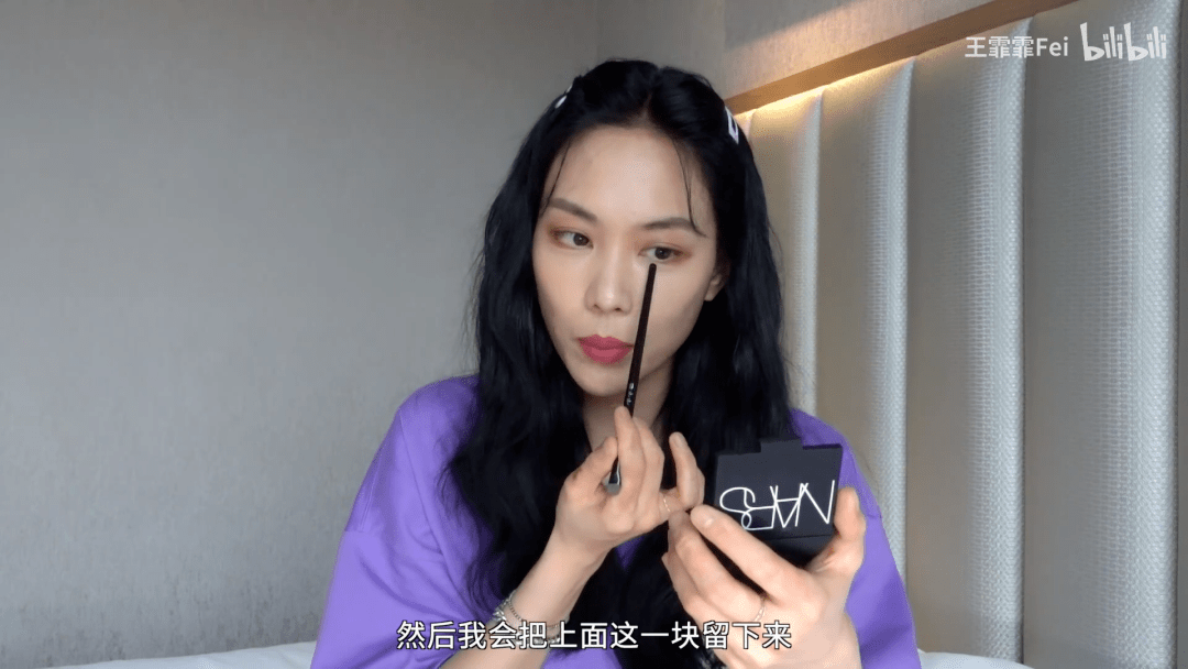 牛仔裤|打败万茜、宁静的王霏霏竟然是个ZARA女孩，想get她的49元同款T！