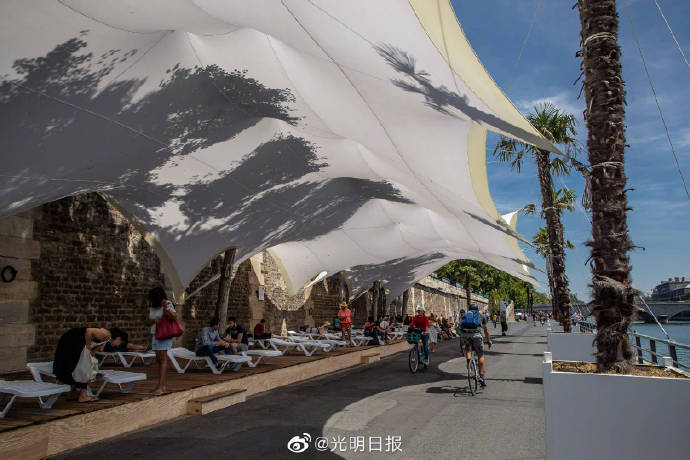 须就|疫情后的世界须就人类命运达成共识