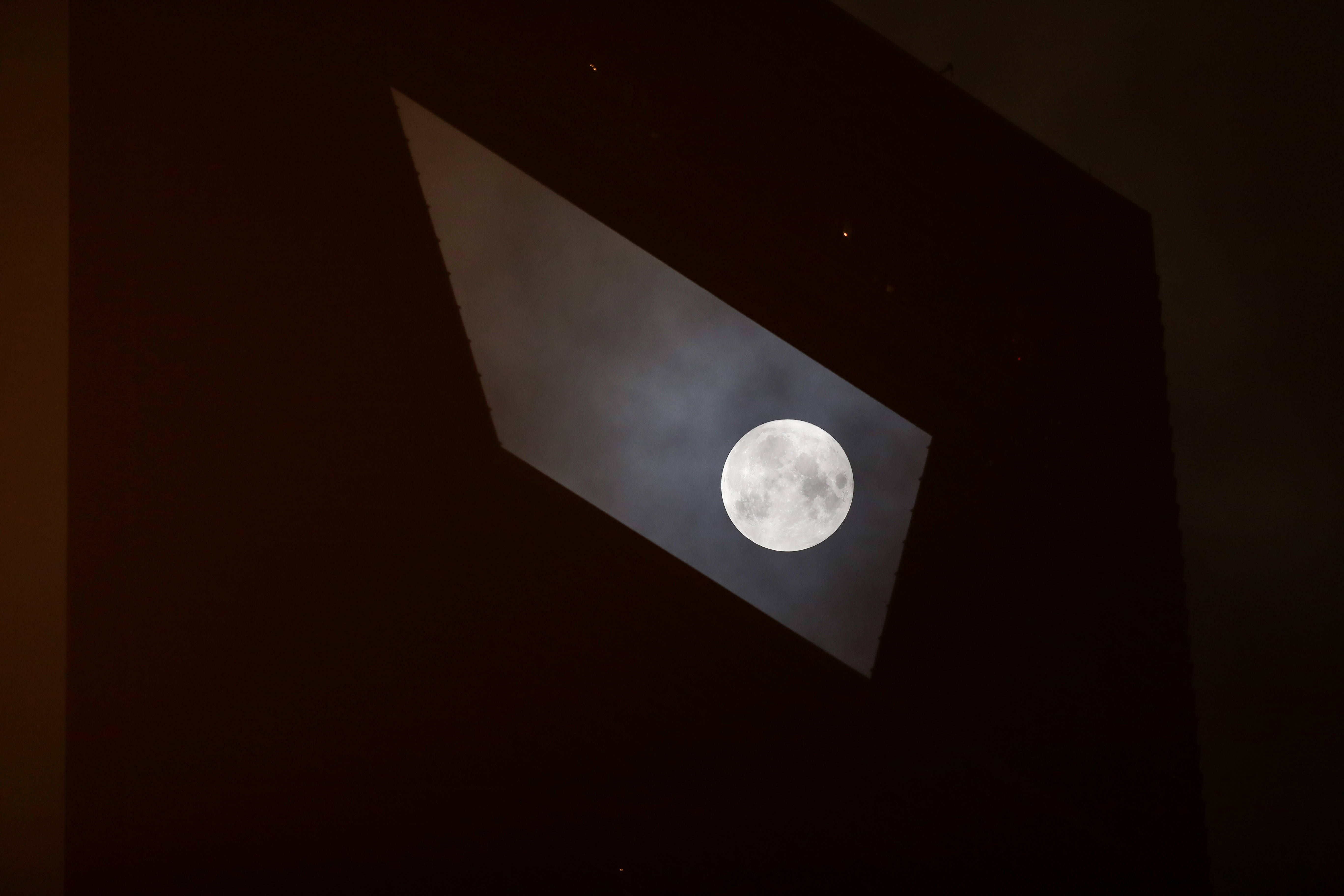 戚晓毅|“十五的月亮十四圆”