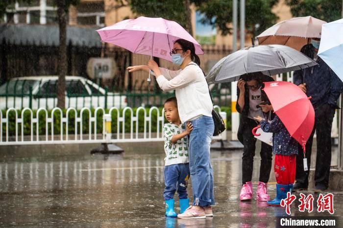 预警|山西发布暴雨预警 多地致灾风险较高需加强防范