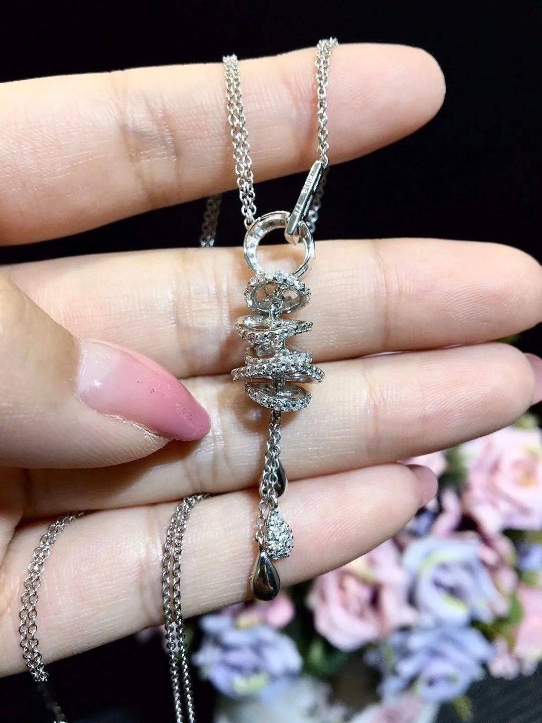 子和|布达拉宫用了多少吨金子和珠宝用来装饰呢？说出来你都不敢相信