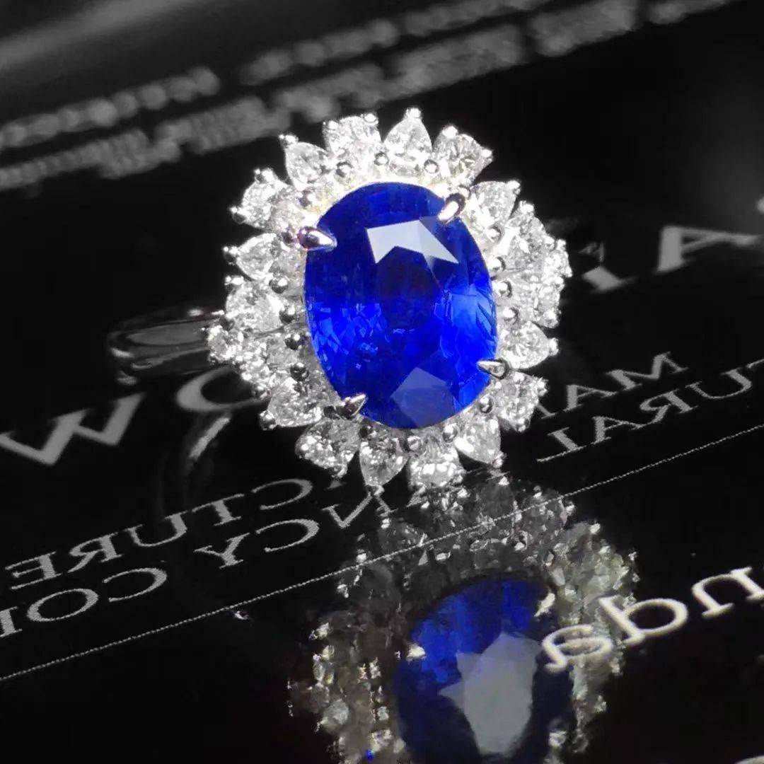 子和|布达拉宫用了多少吨金子和珠宝用来装饰呢？说出来你都不敢相信