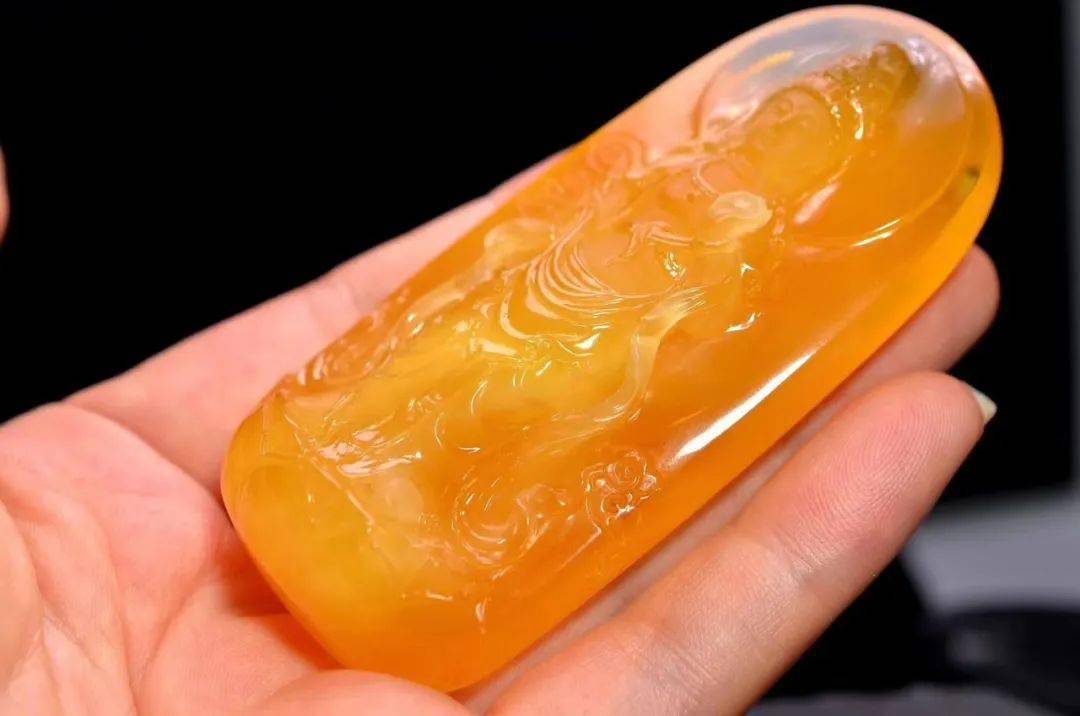 货源|呵呵你那也叫琥珀蜜蜡一手货源，15块克价的蜜蜡原石见过没？