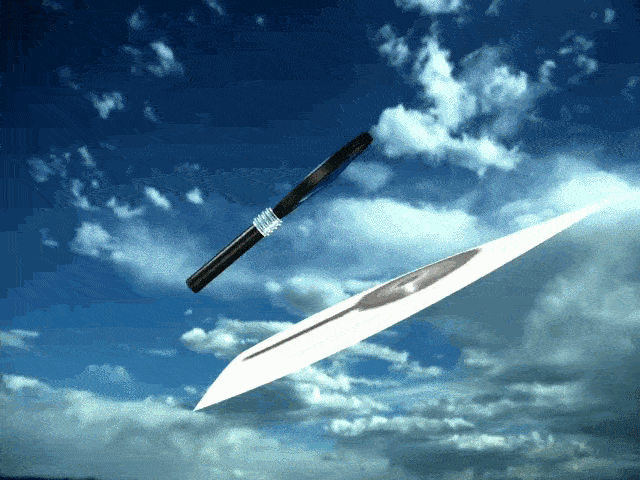 凸透镜使太阳光会聚【知识链接】(1)凸透镜是根据光的折射原理制成的