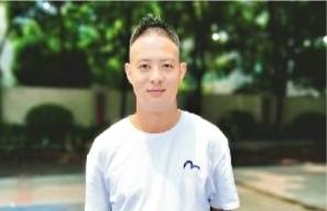 葛浪|90后体育老师被大家称为“抗疫勇士”