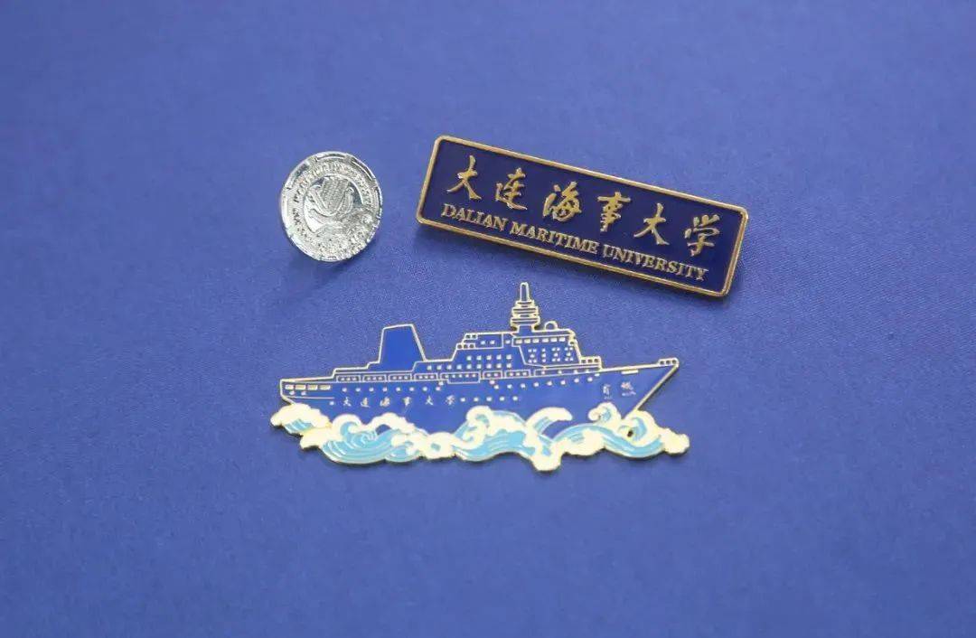 爆表|颜值爆表！这些高校录取通知书先睹为快！你pick哪一款？