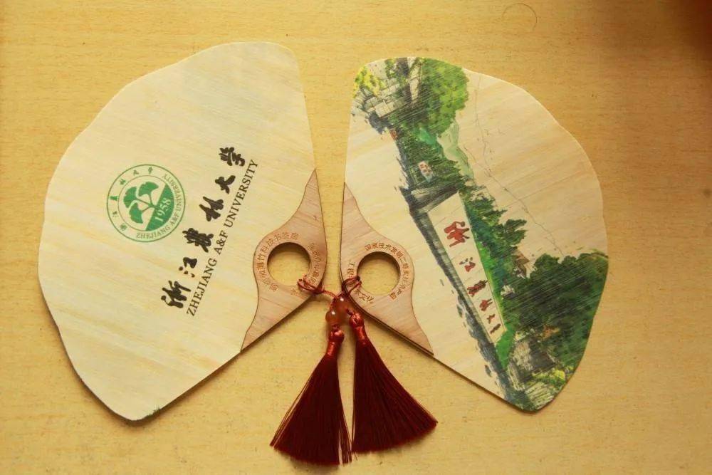 爆表|颜值爆表！这些高校录取通知书先睹为快！你pick哪一款？