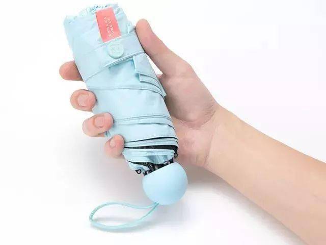 胶囊|明星都在用的胶囊伞,mini、轻便还不贵!