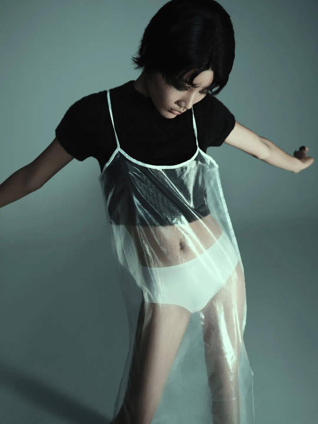 uth|你妆啥 | 我们瞒着王菲拍了她