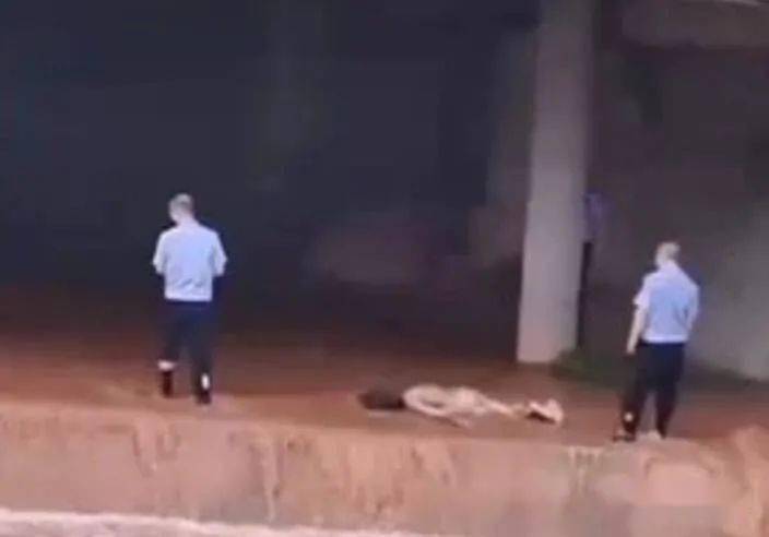陕西:发现一具女尸;城墙遗址倒塌最新通报
