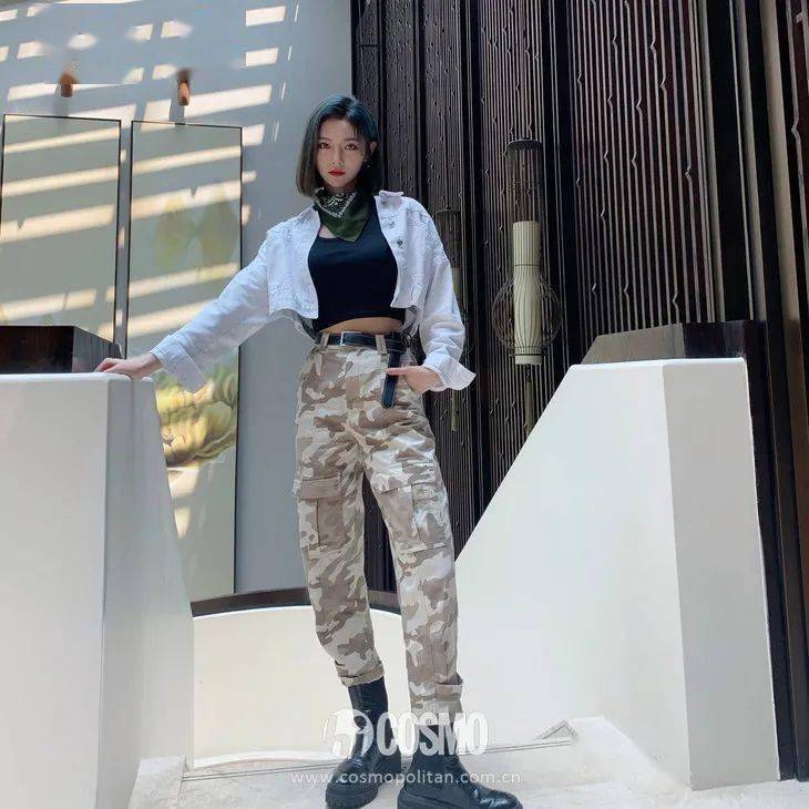 皮靴|时髦办 | 敢在夏天穿皮靴算什么,娜娜美岐的皮衣更带劲儿