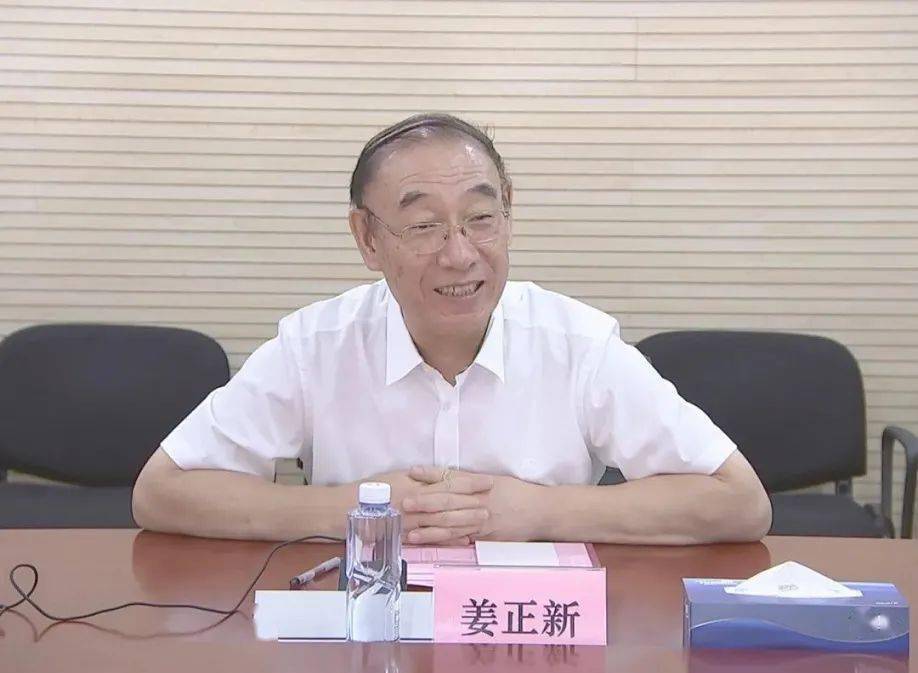 伟东集团董事长_伟东奕(2)