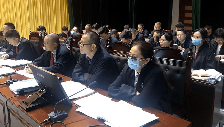 被告人刘强等24人涉黑案一审公开庭审结束_绵阳市